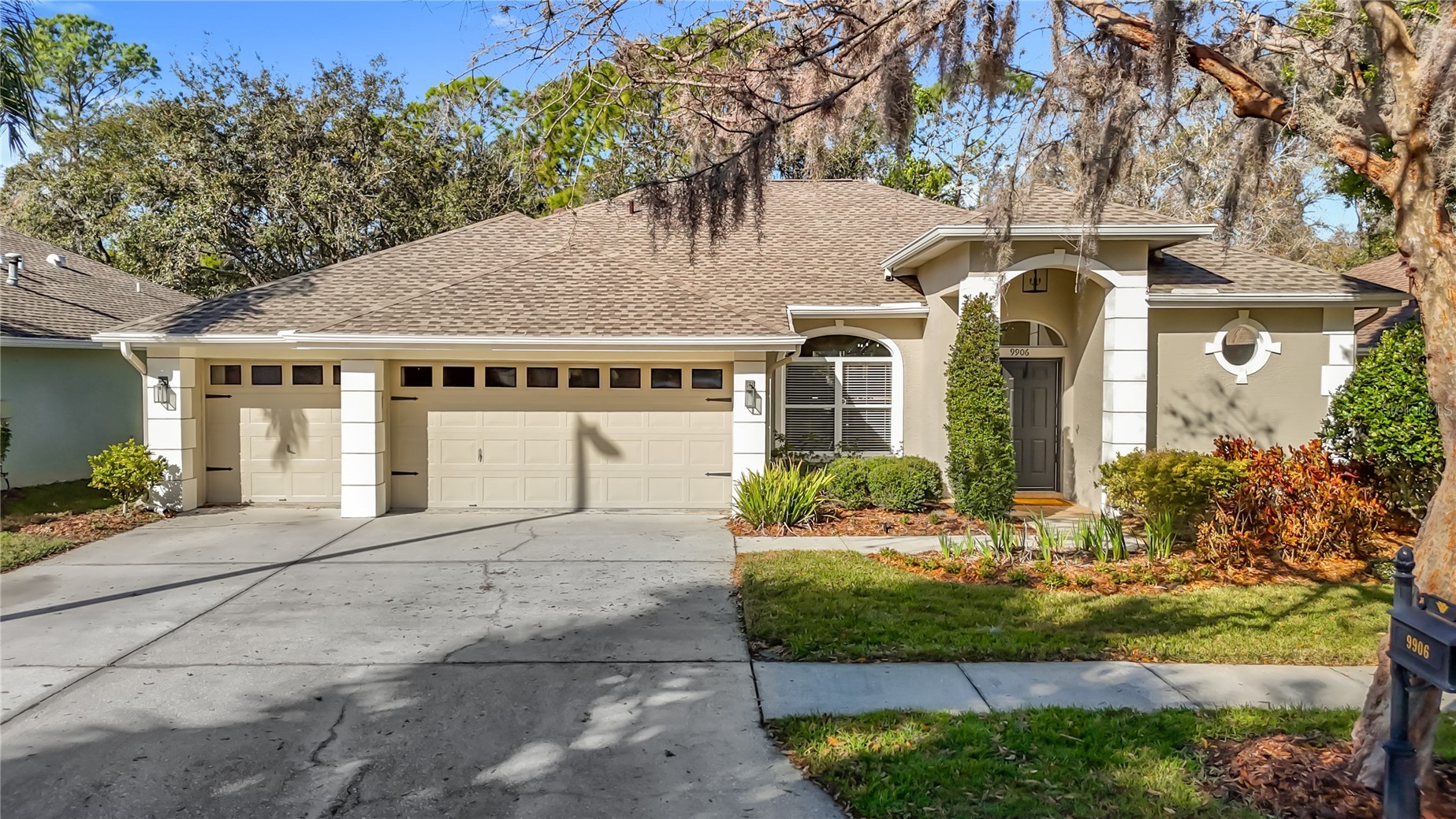 9906 BENNINGTON DRIVE