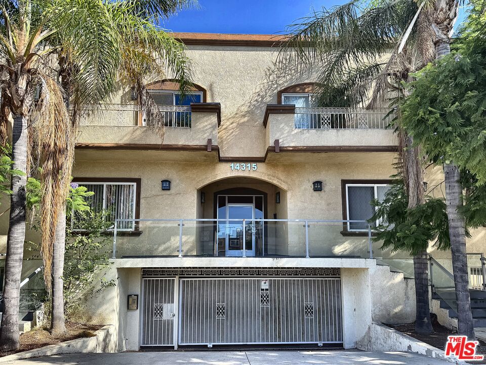 14315 Magnolia Boulevard 101