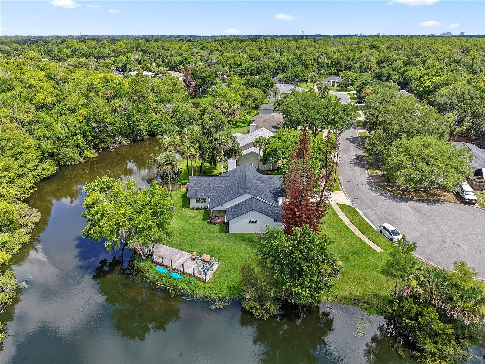427 PENDREY DRIVE