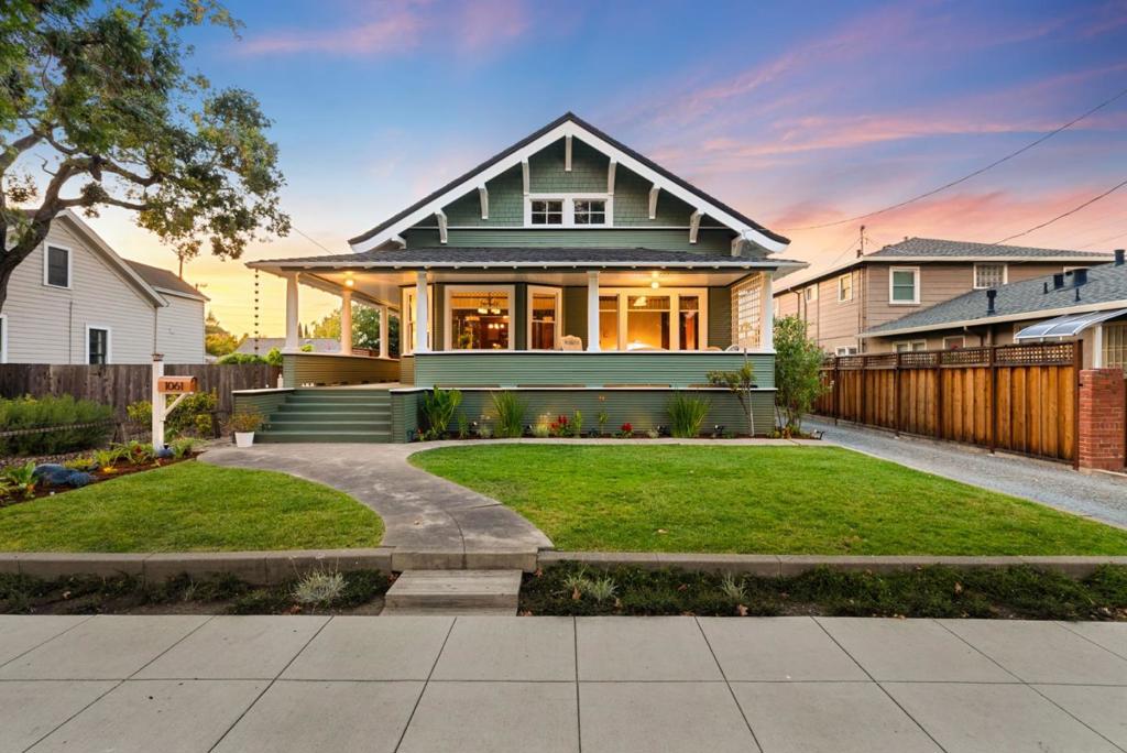 1061 Fremont Street