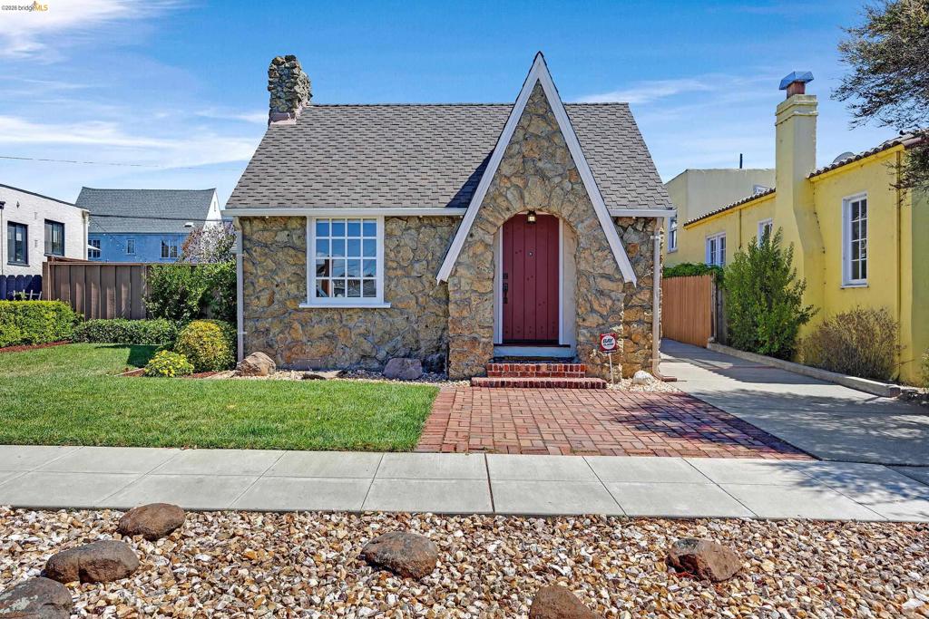 458 Key Blvd