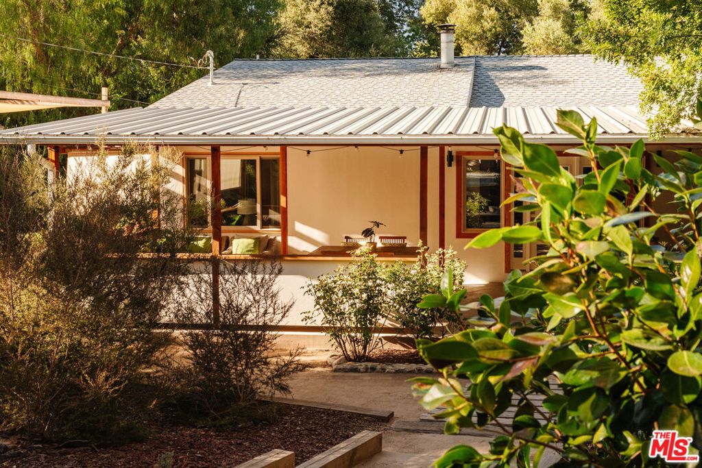 1230 Old Topanga Canyon Road