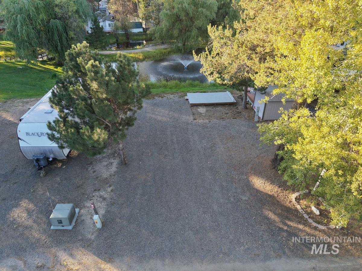38 F Street, Cascade ID 83611
