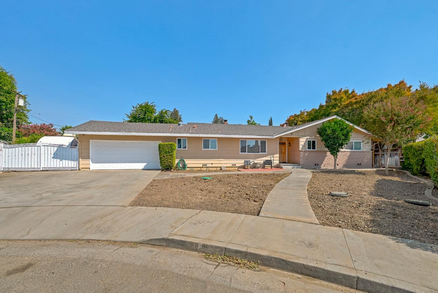1961 Heather Ct, Merced, CA 95340-1716