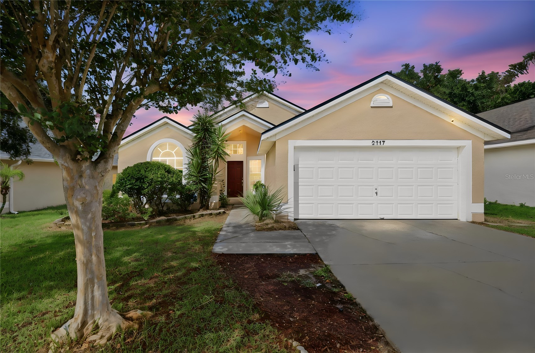 2117 FISH EAGLE STREET