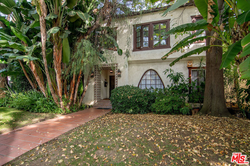 340 N Oakhurst Drive 205
