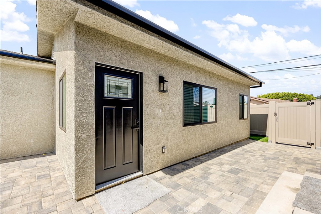 4042 Somers