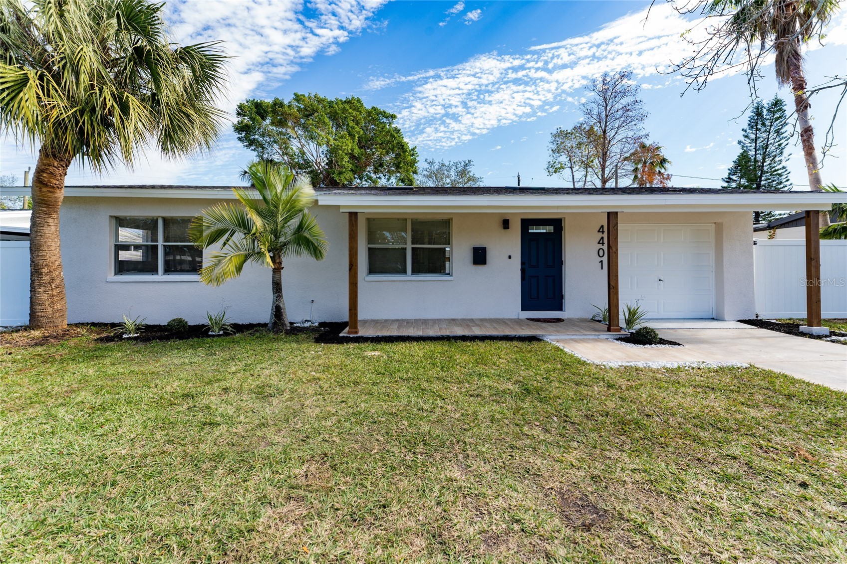 4401 SHORE ACRES BOULEVARD NE