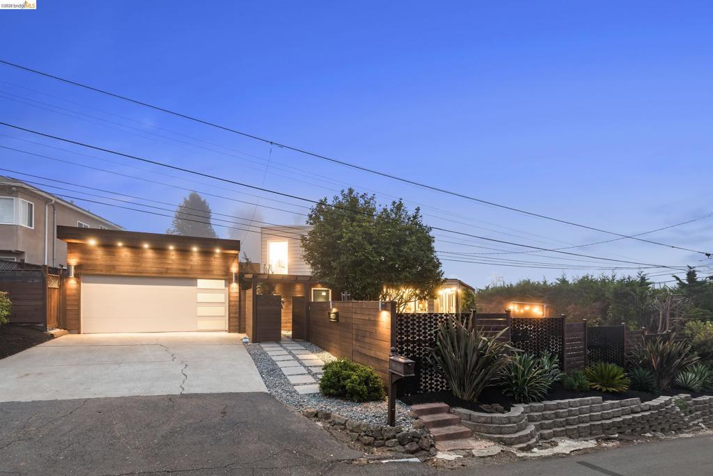 5800 Saint Paul Ct