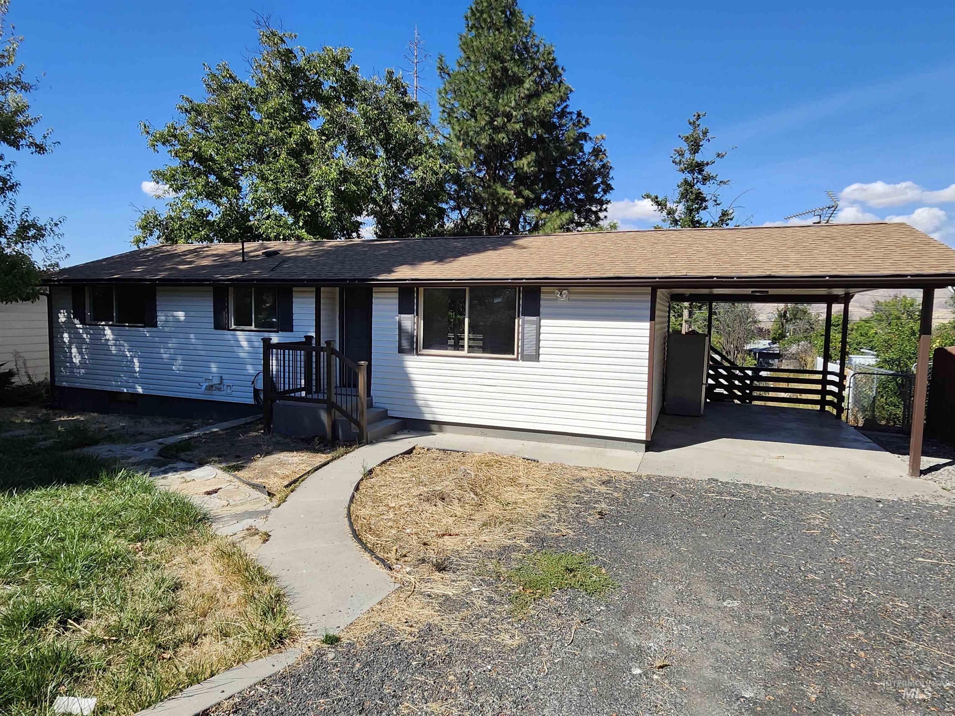 1515 21st Ave, Lewiston ID 83501