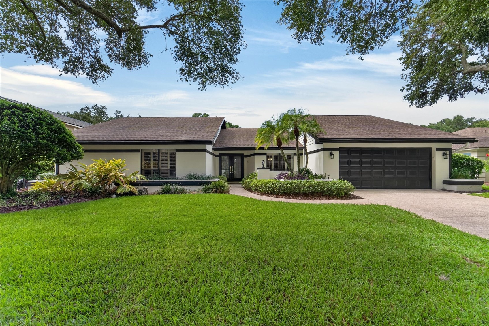 14015 SHADY SHORES DRIVE