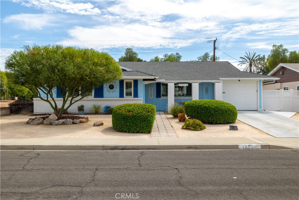 28700 Thornhill