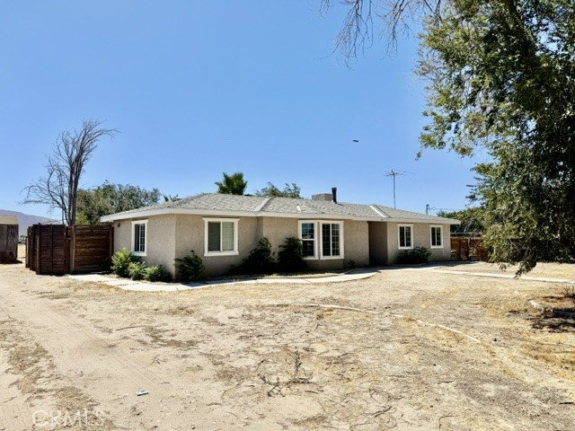 11132 E Avenue R6