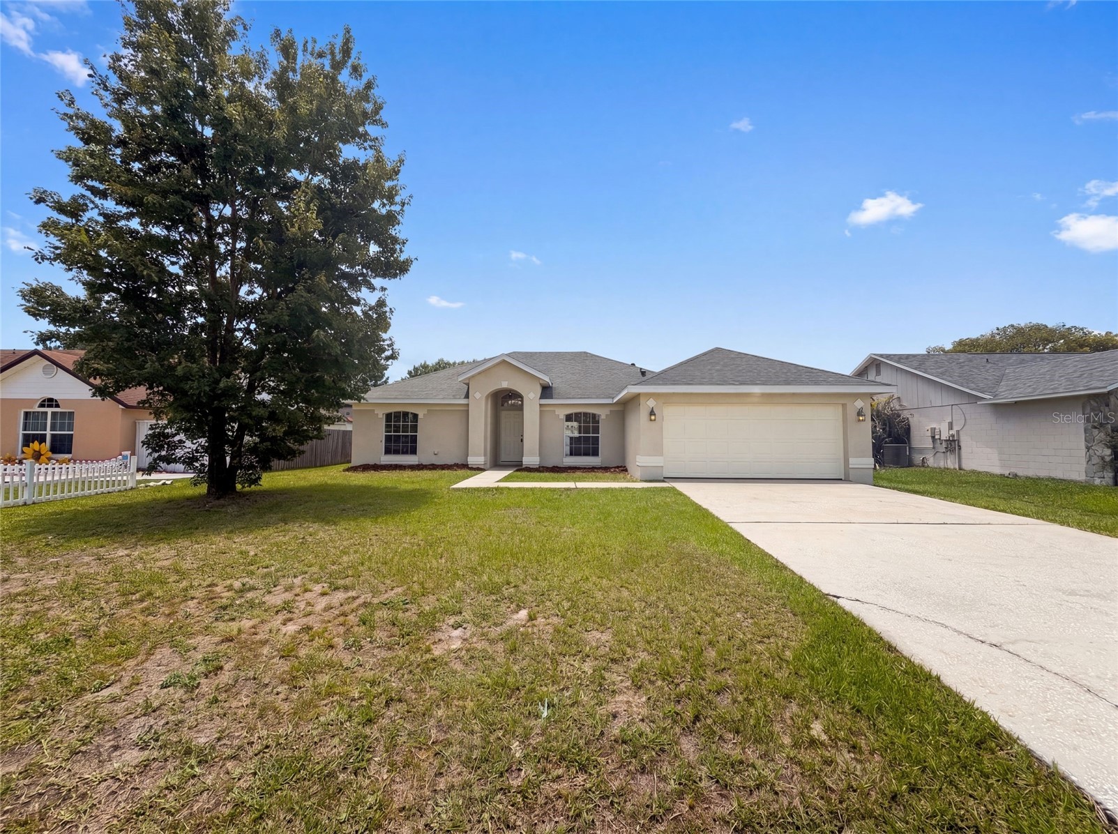 714 DROMEDARY DRIVE