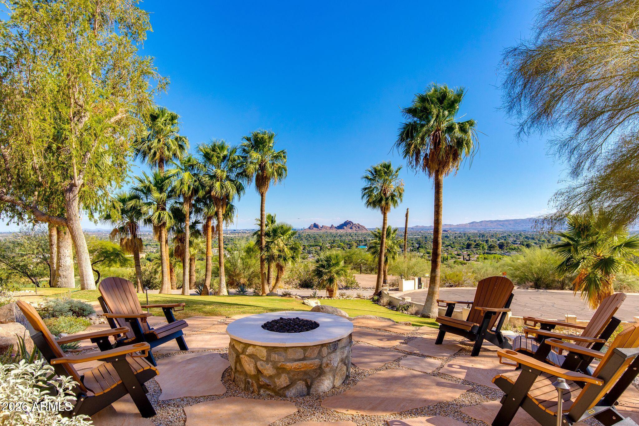5654 E MESQUITE Lane, Phoenix, AZ 85018
