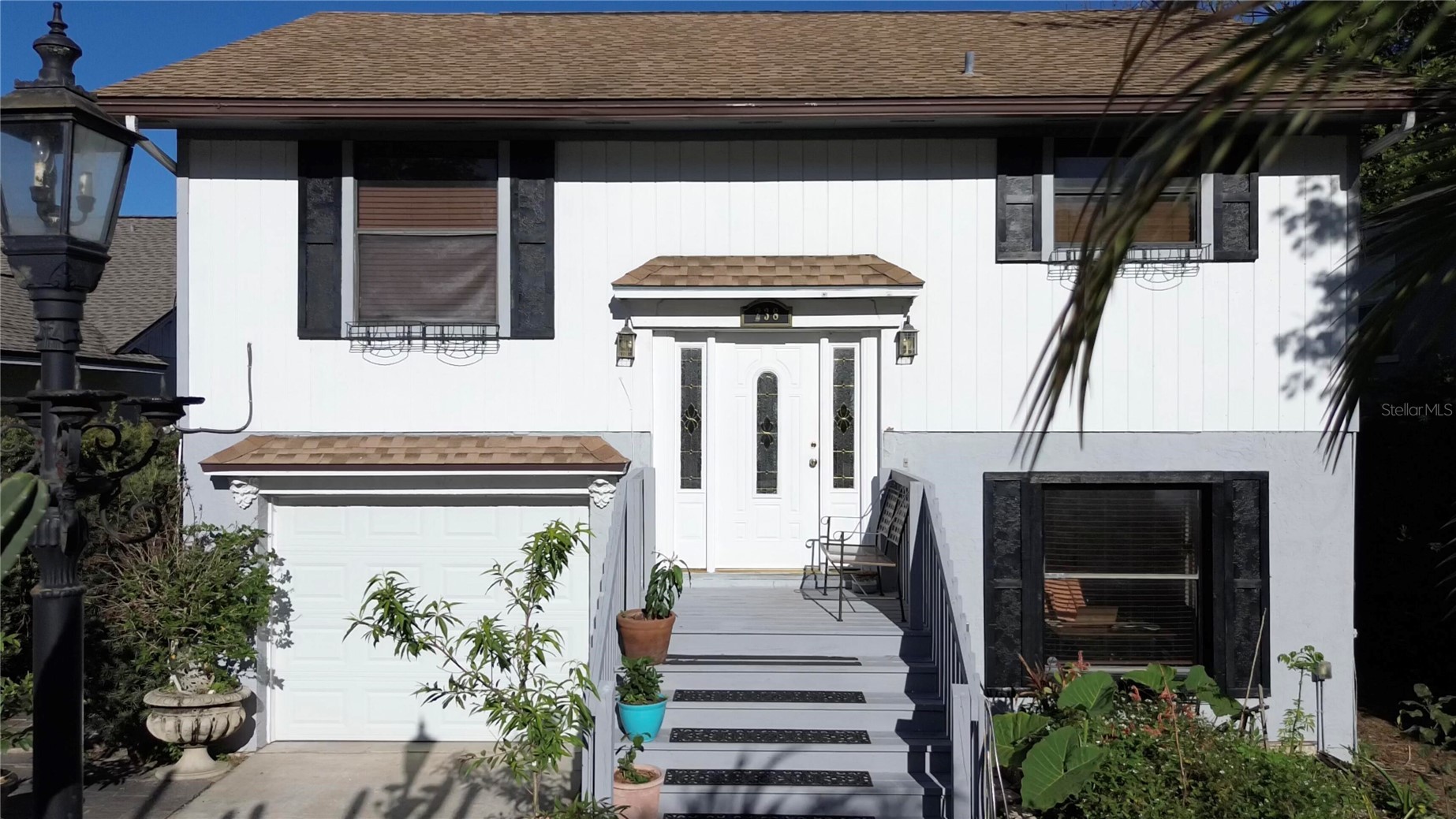 238 LAKE DRIVE