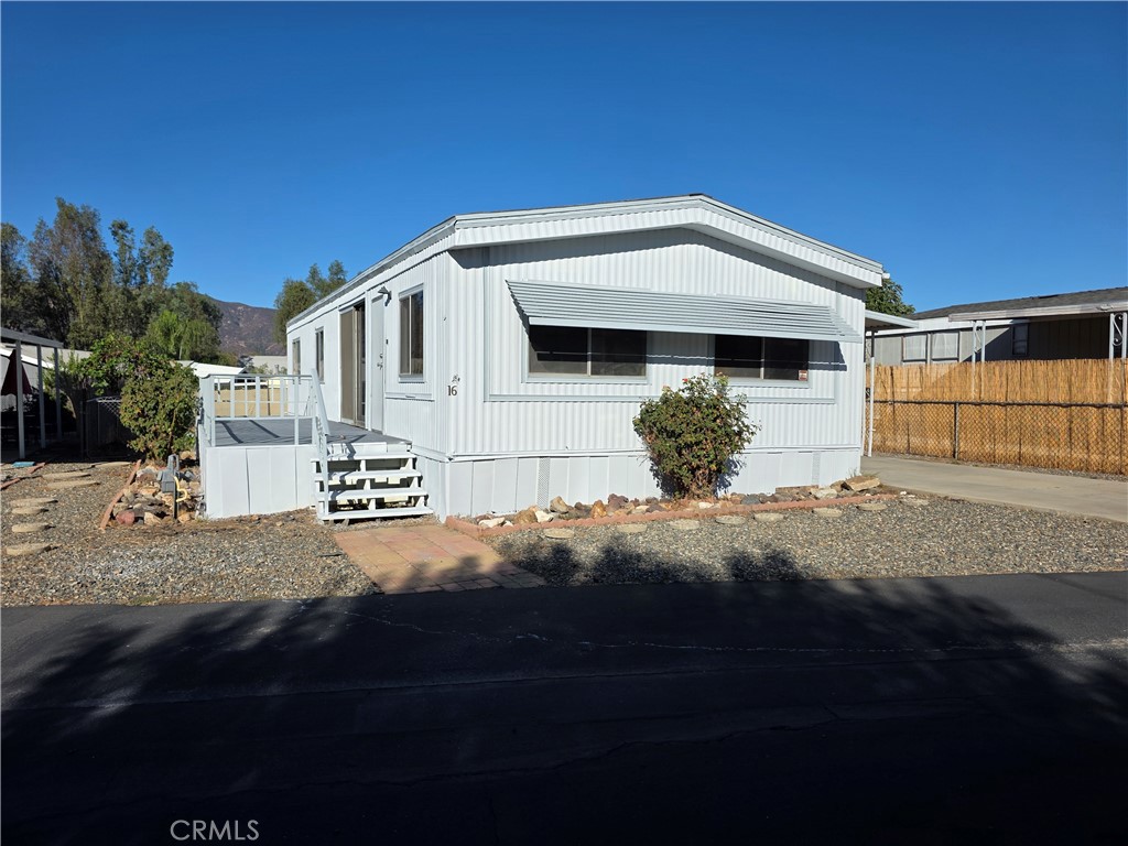 21601 Canyon Drive 16