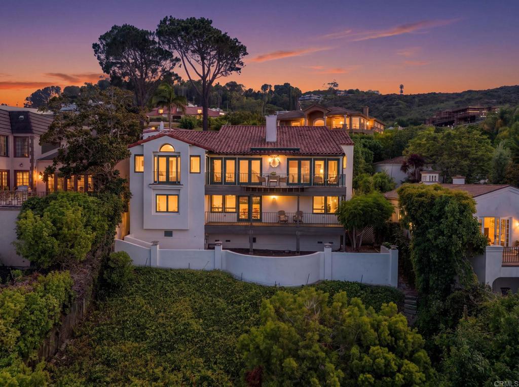 7631 Hillside Drive