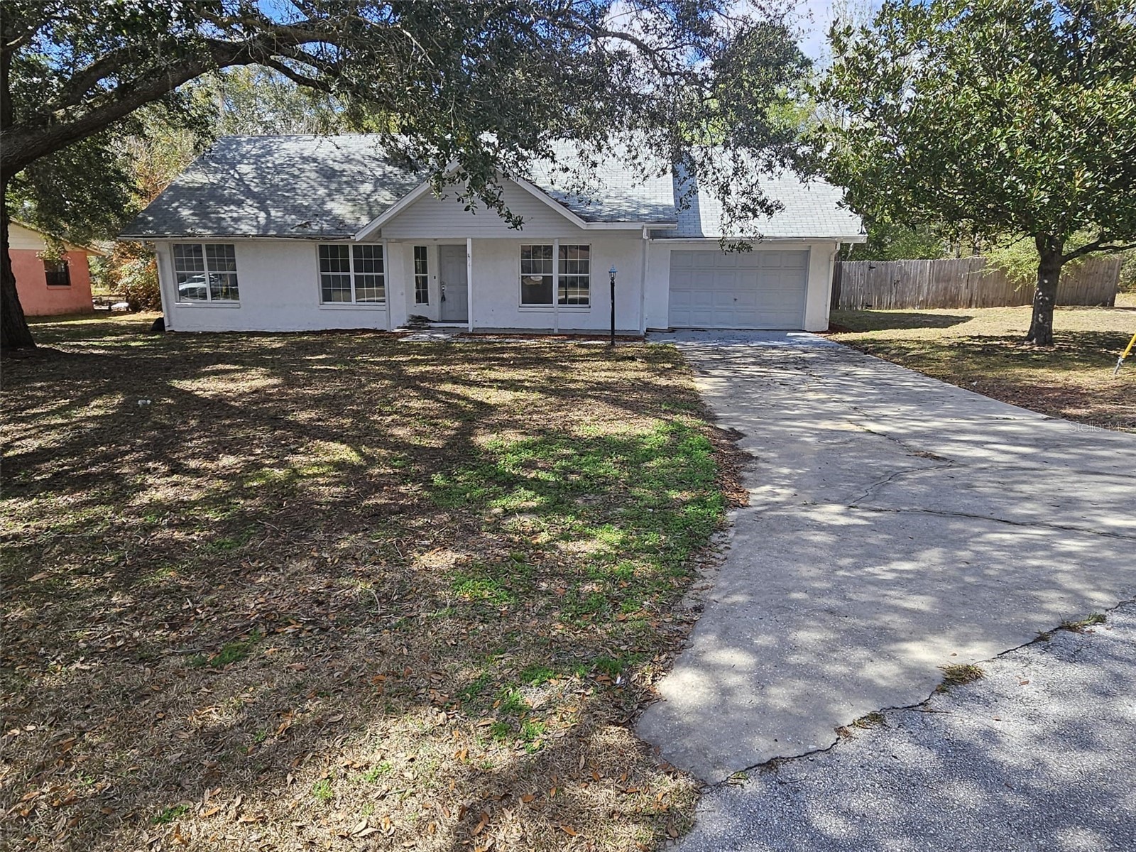 4 CEDAR TRACE WAY