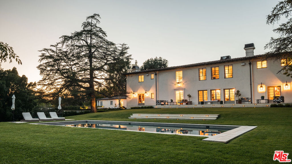 115 N Carolwood Drive
