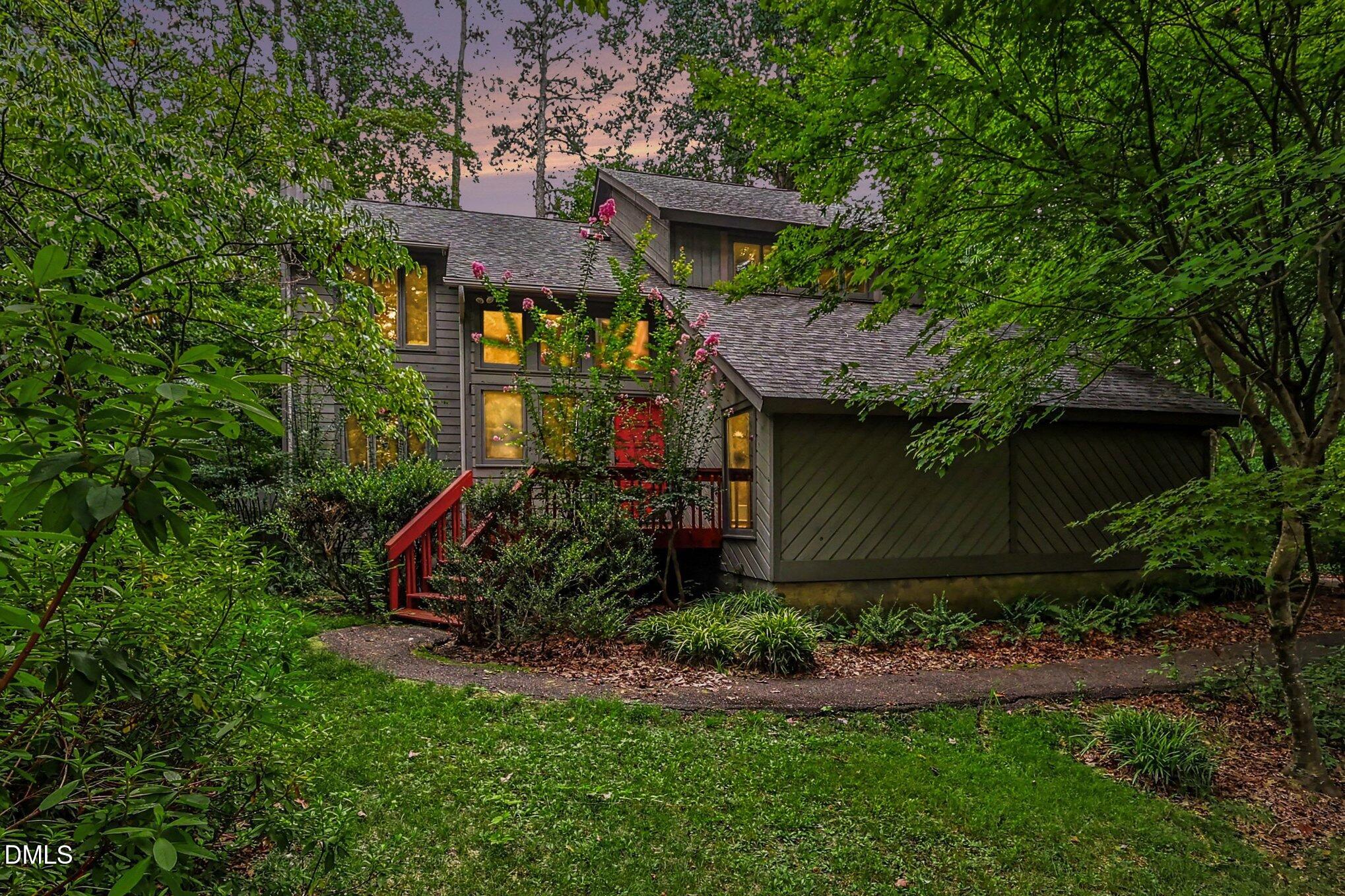 814 Lake Forest Drive, Raleigh, NC 27615