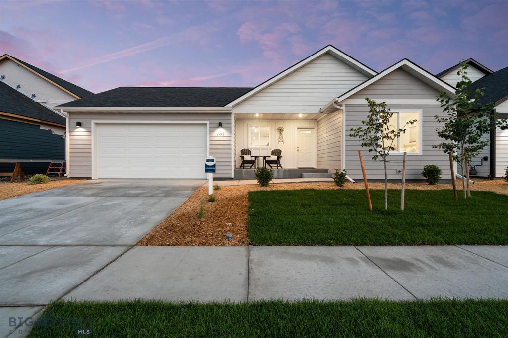 702 Thrice Loop