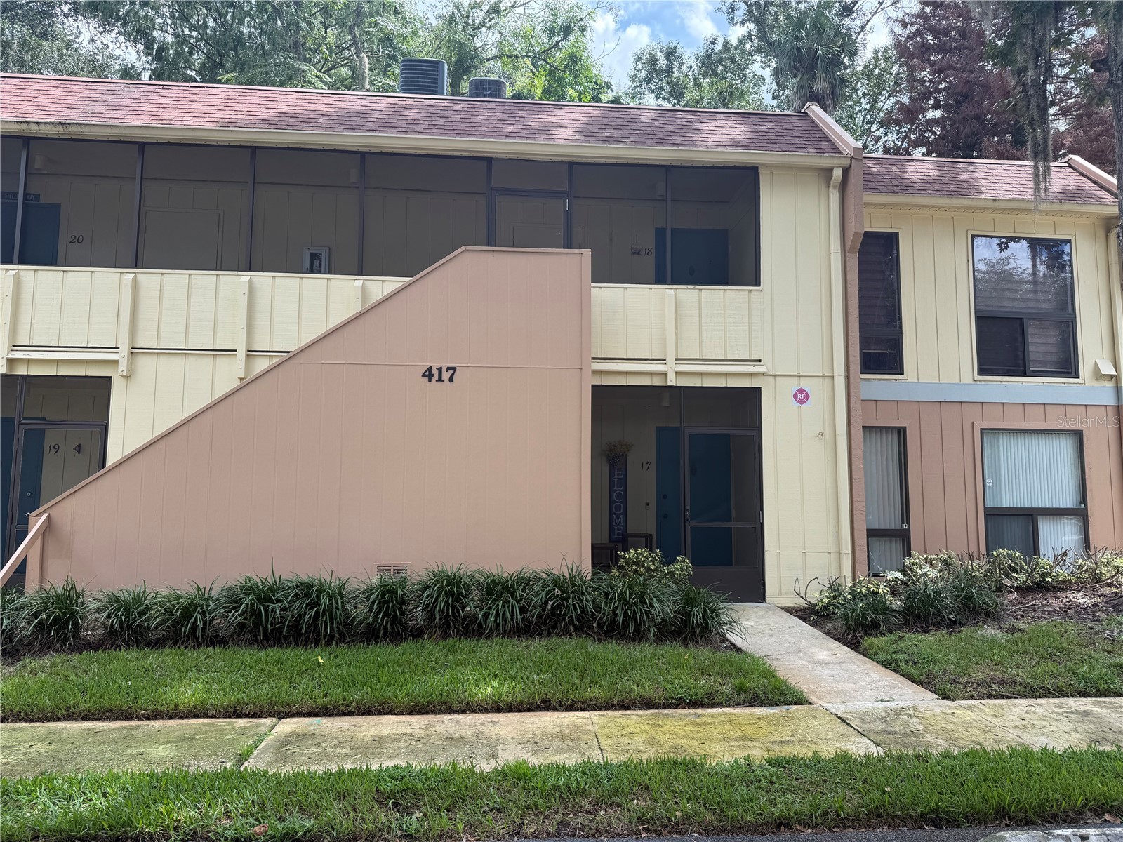 417 SHEOAH BOULEVARD 17