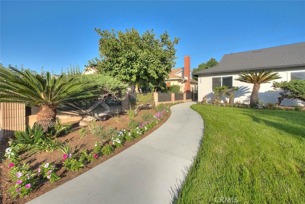 754 Rio Del Sol Avenue