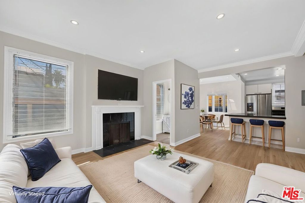 215 S Gale Drive