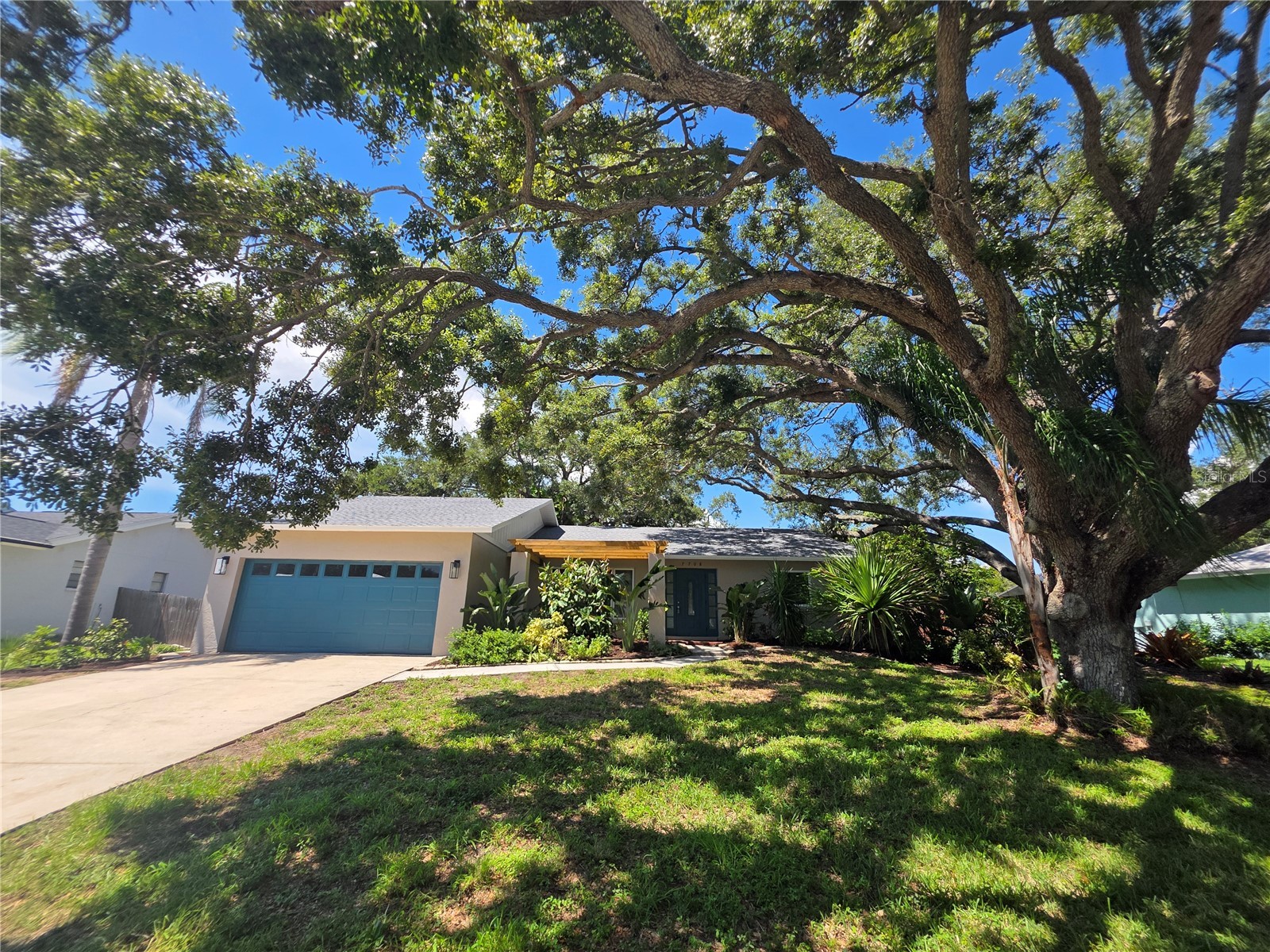 7708 NW 9TH AVE DRIVE