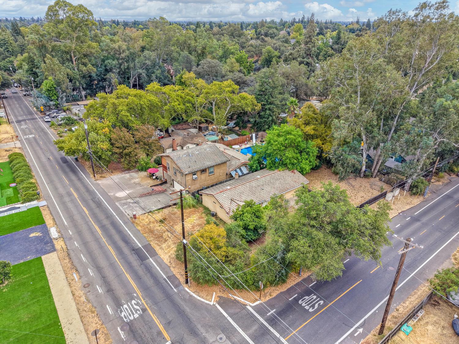 4136 Hollister Ave, Carmichael, CA 95608-2513