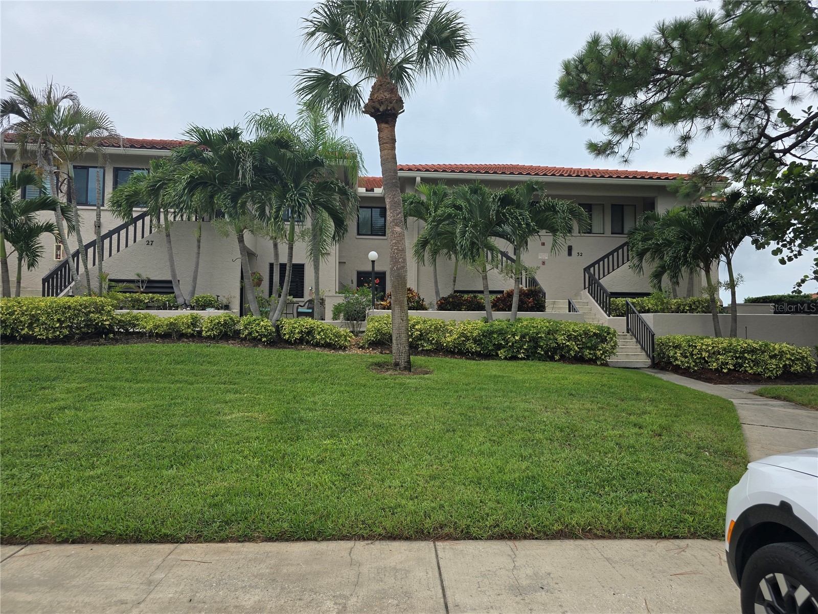 1802 MARINER DR 32