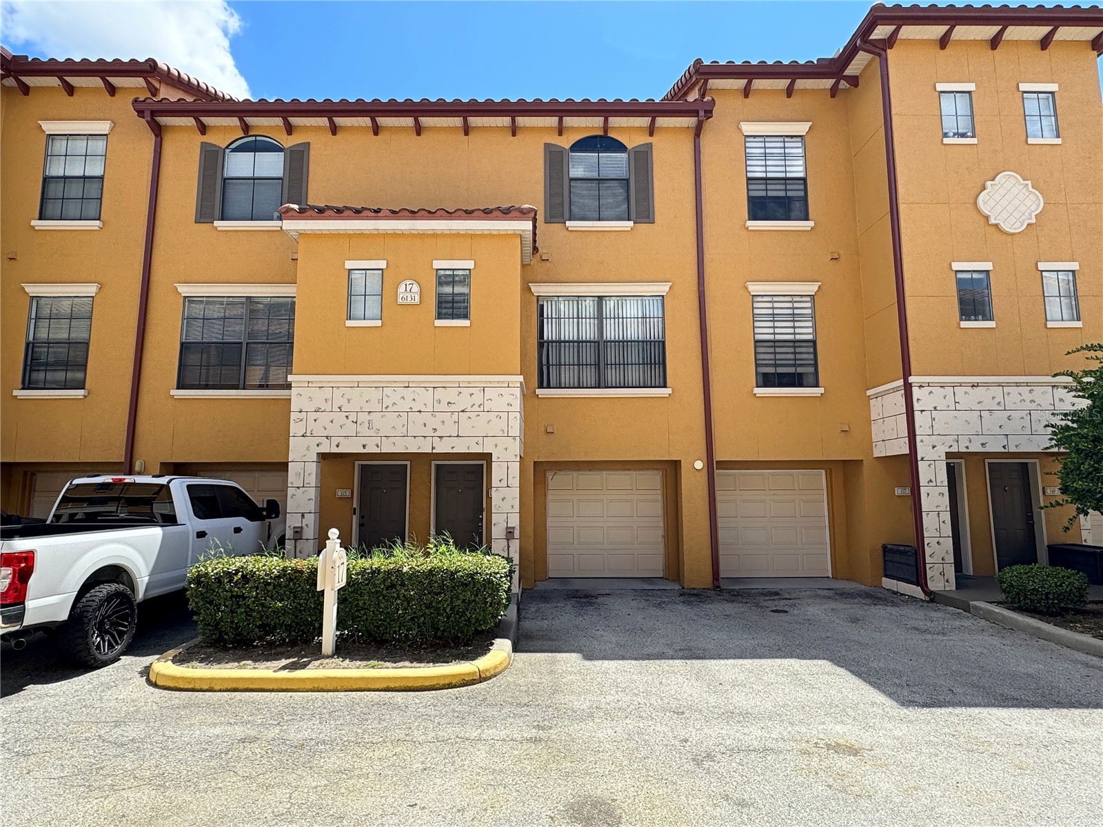 6131 METROWEST BOULEVARD 116
