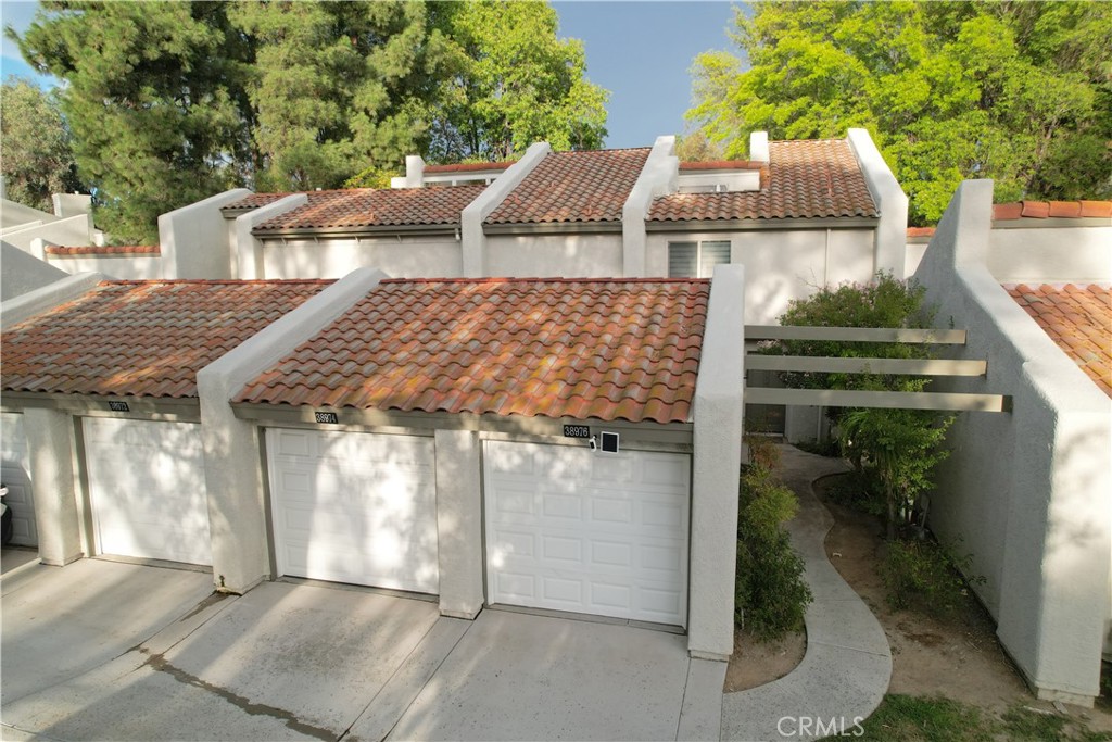 38974 Paseo De Oro