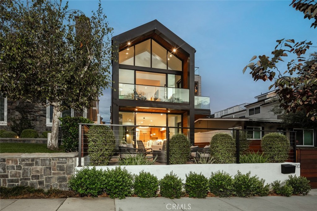 716 Orchid Avenue