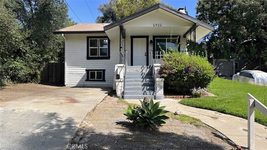 5903 Tipton Way