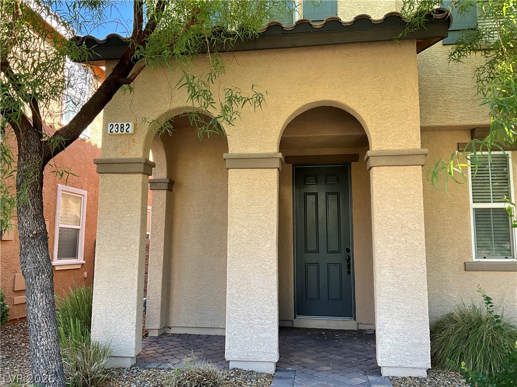 2382 Via Barranca Street