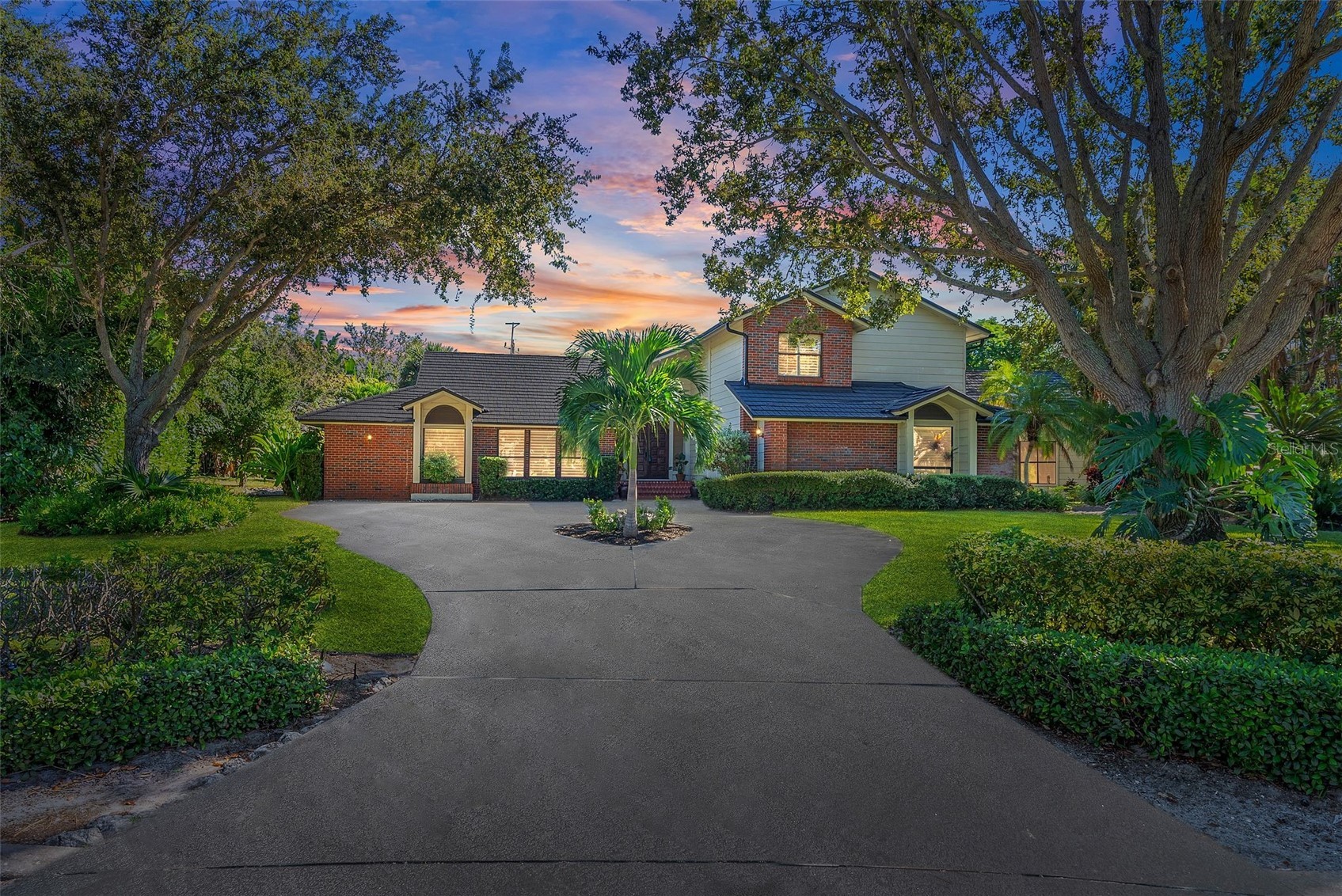 2371 LANDINGS CIRCLE