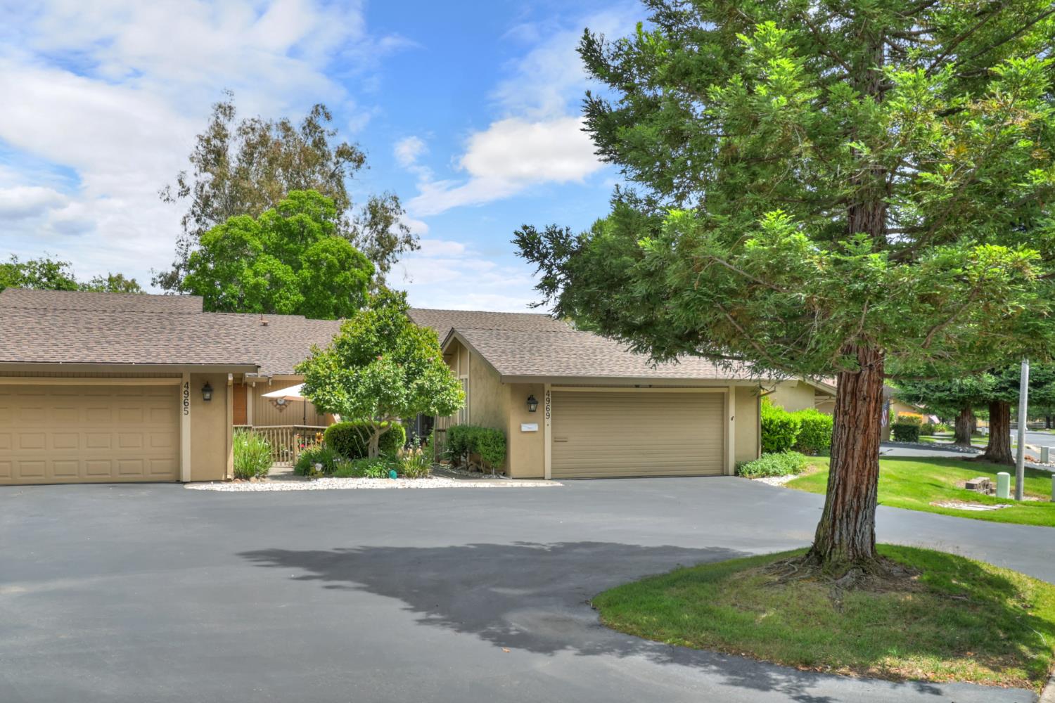 4969 Village Creek Dr, Rocklin, CA 95677