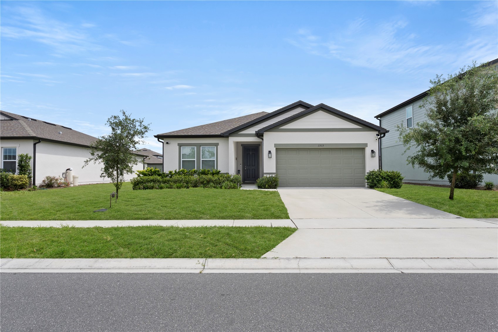 1313 STERLING POINTE DRIVE