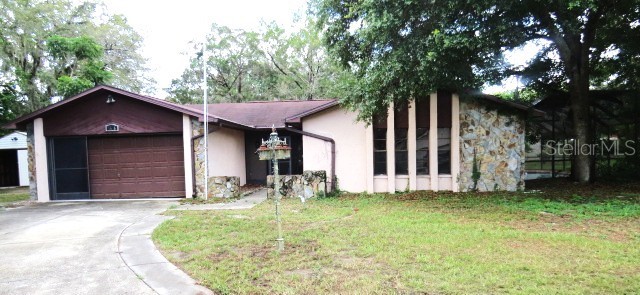 5526 CACTUS CIRCLE
