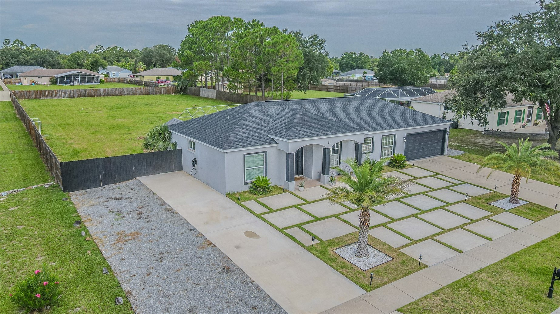 12121 COLONIAL ESTATES LANE