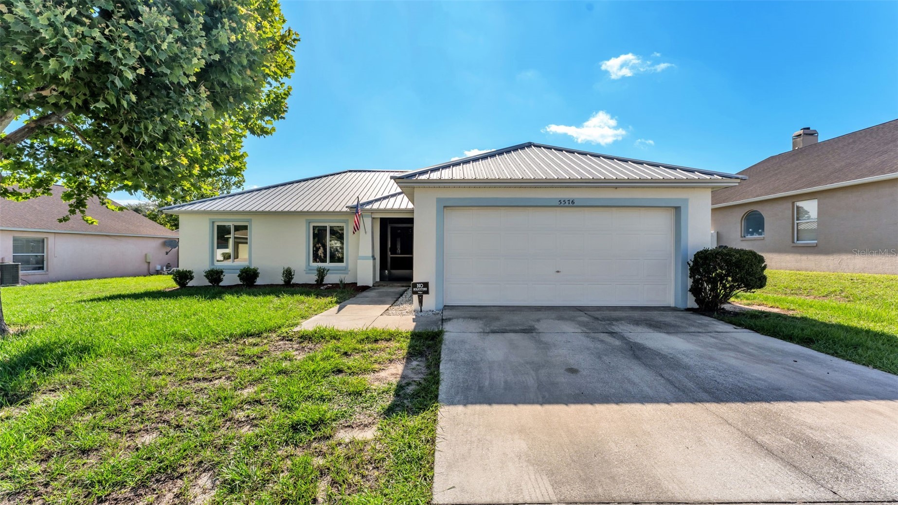 5576 MOON VALLEY DRIVE