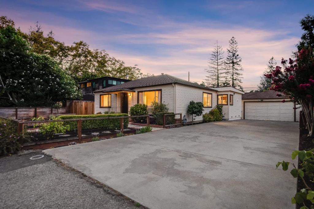 794 Encina Grande Drive