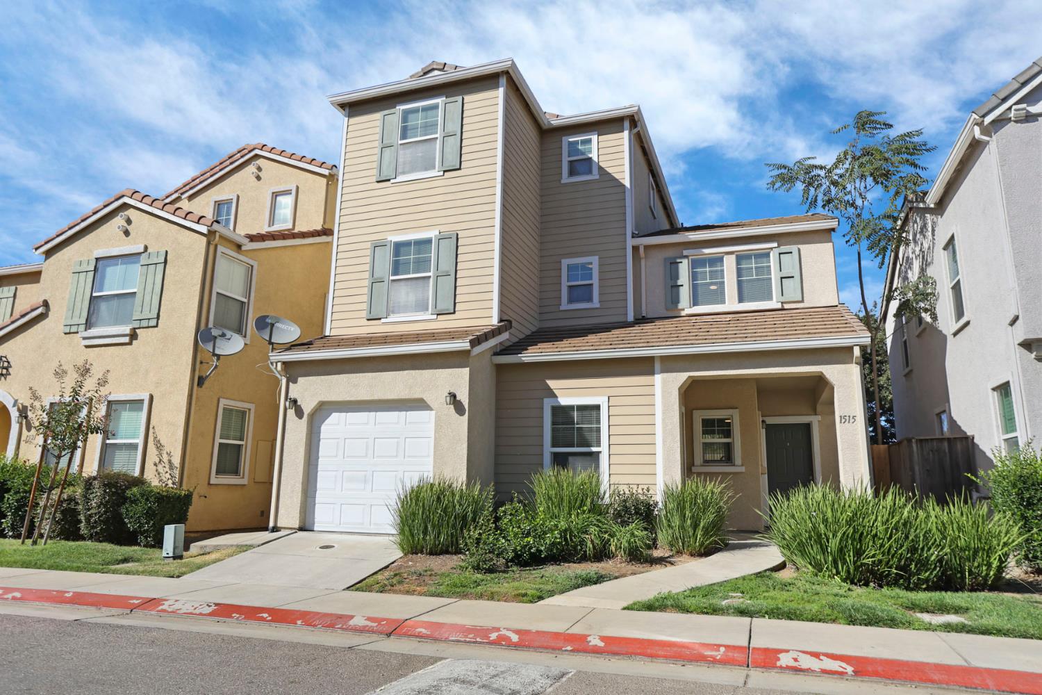 1515 Cat Tail Dr, Stockton, CA 95204-1765