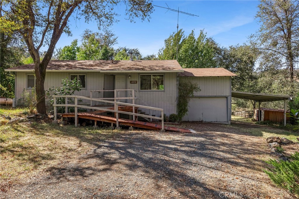 10572 Mooney Flat