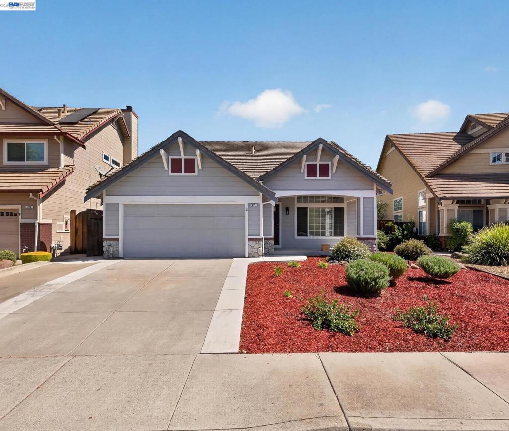 690 Canyonwood Dr.