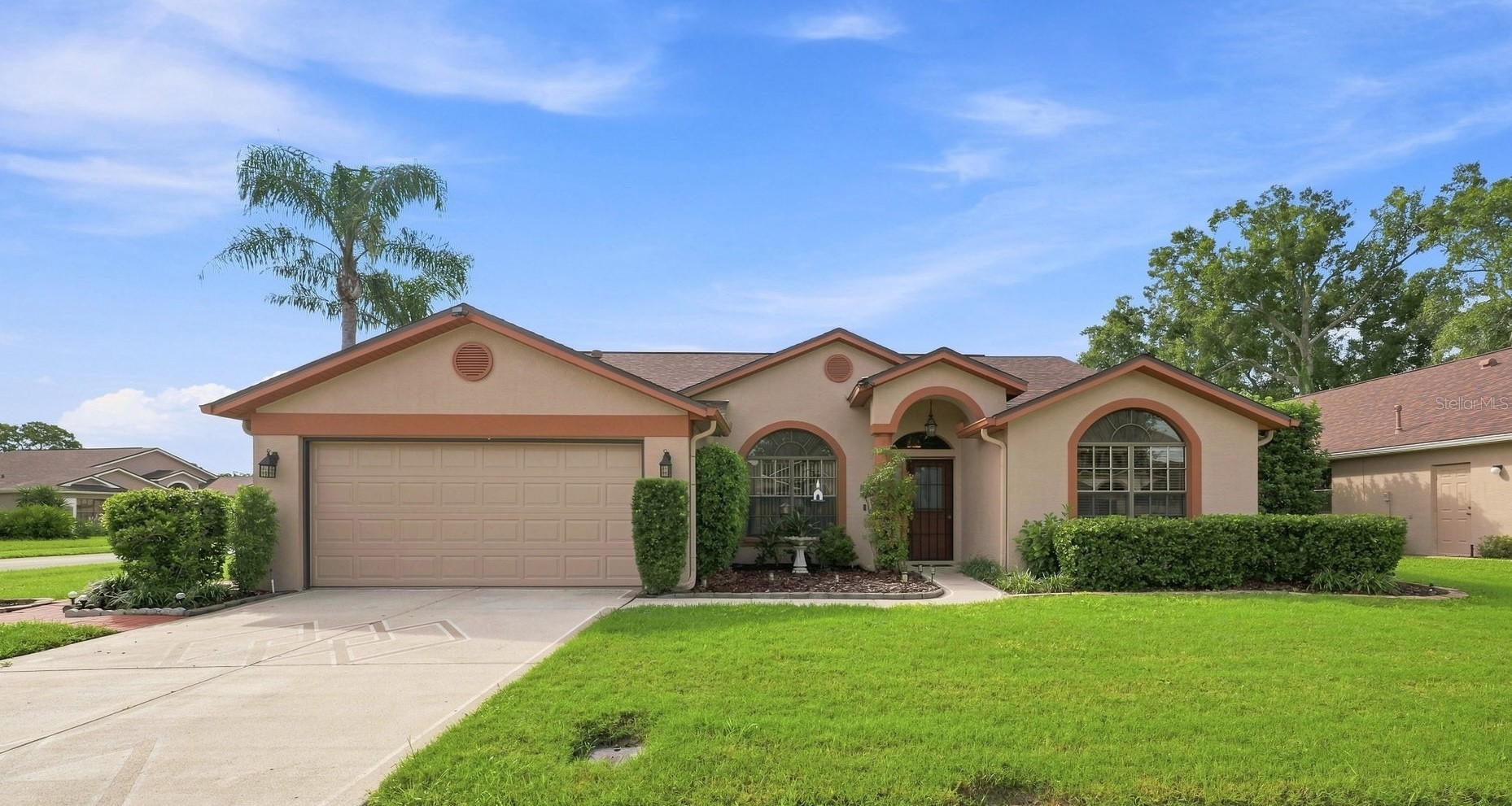 9324 CREEKSIDE COURT