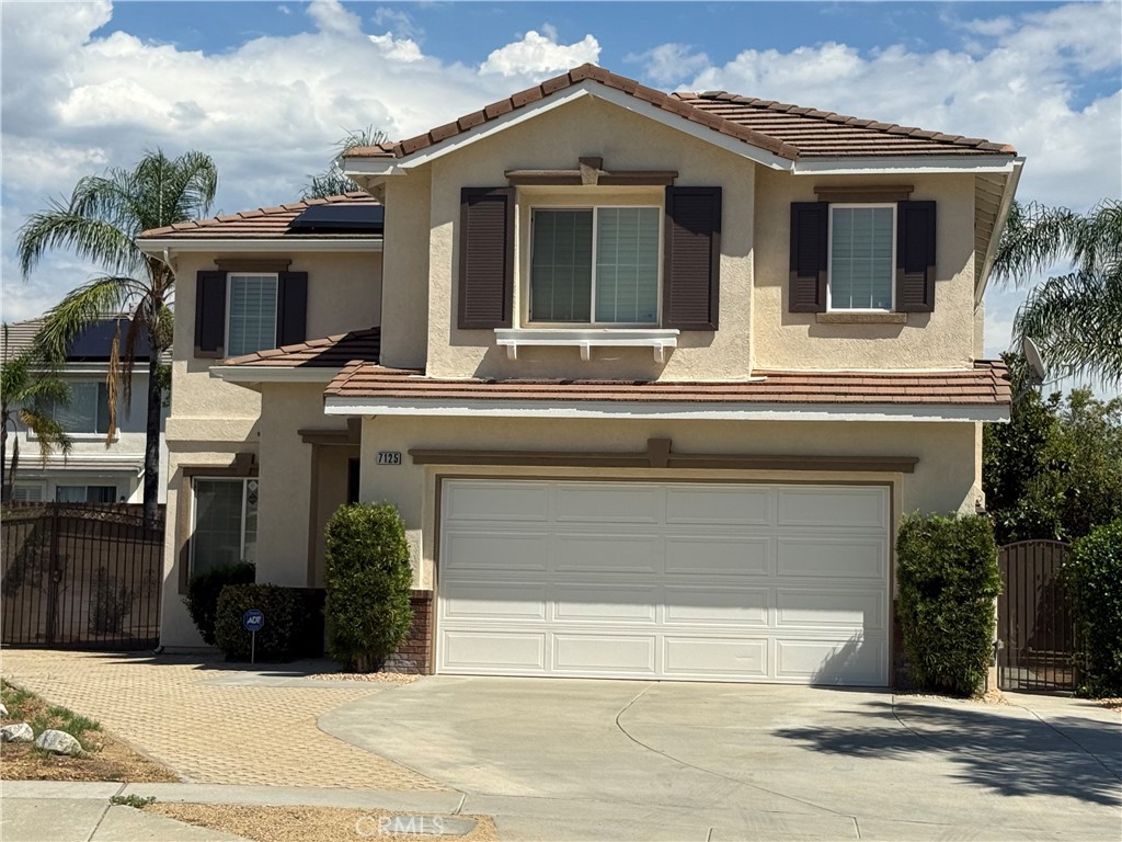 7125 Ravenswood