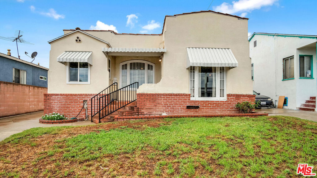 377 Clela Avenue